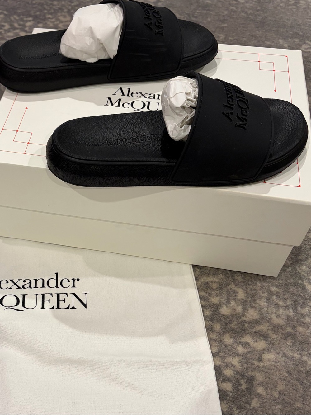 ALEXANDER MCQUEEN RUBBER SLIDER LOGO BLACK 37.5 =7 1/2 NWT